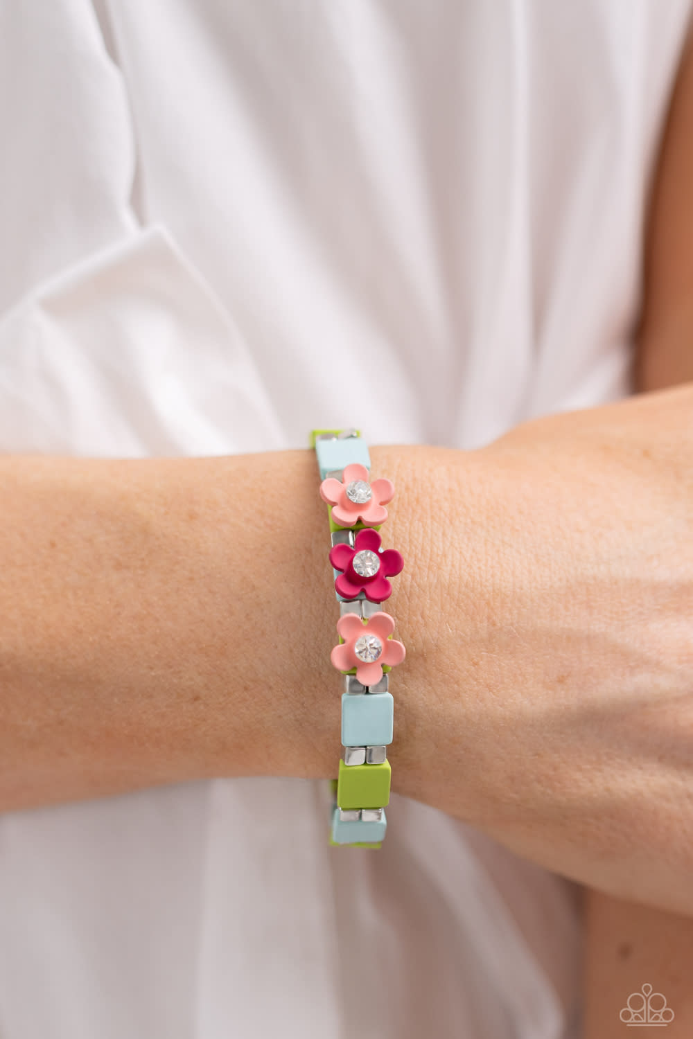 Exclusive Summer party pack pieces