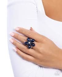 Showstopping Pearls - blue