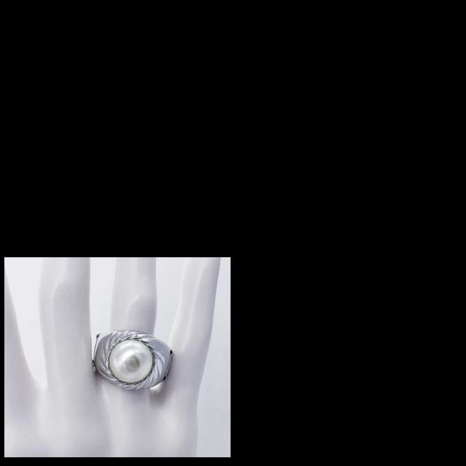 September Fiercely 5th Avenue - Bling Sisters Boutique with The Dilley Girls