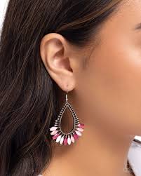 Pronged Pattern - pink